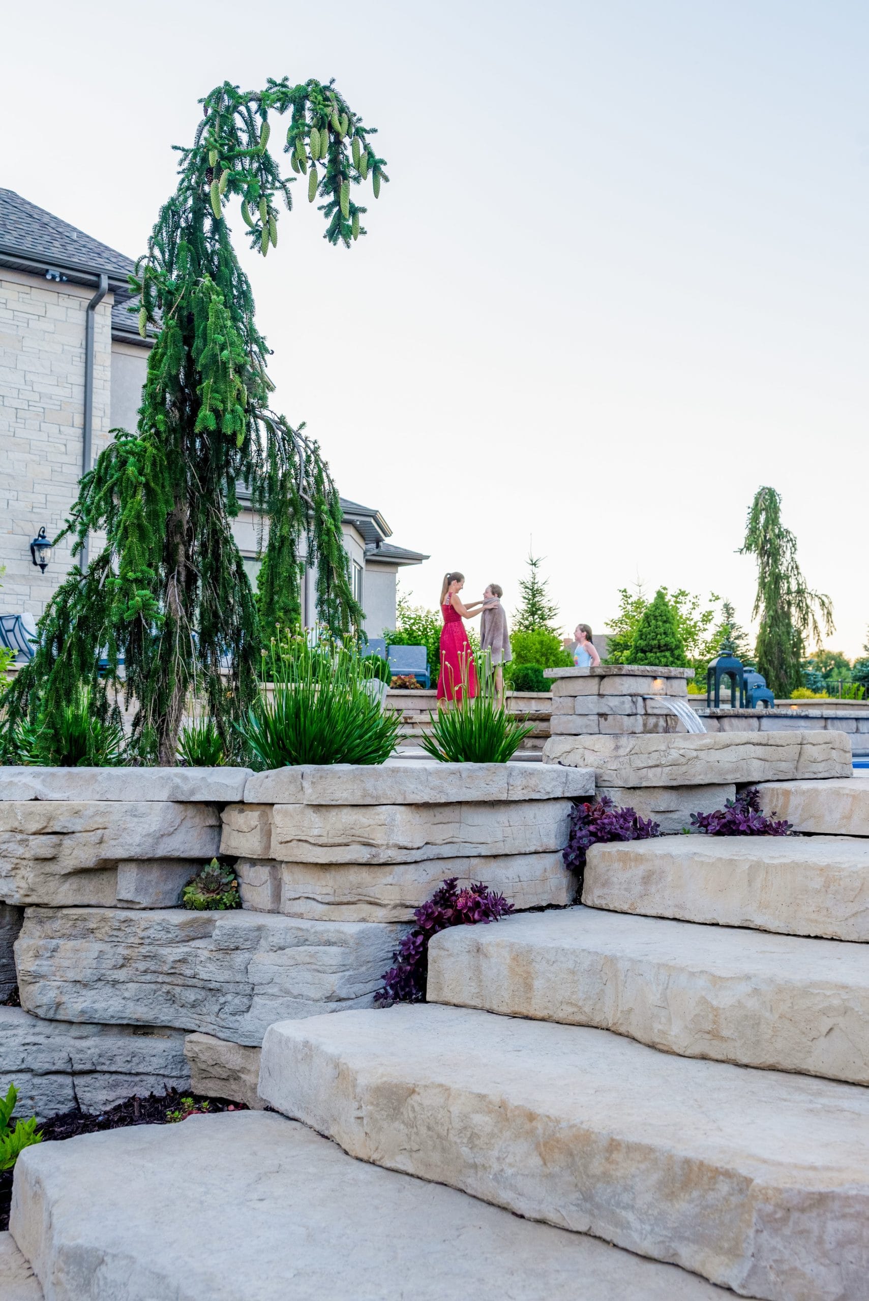 Natural Stone Carefree Lawn Center